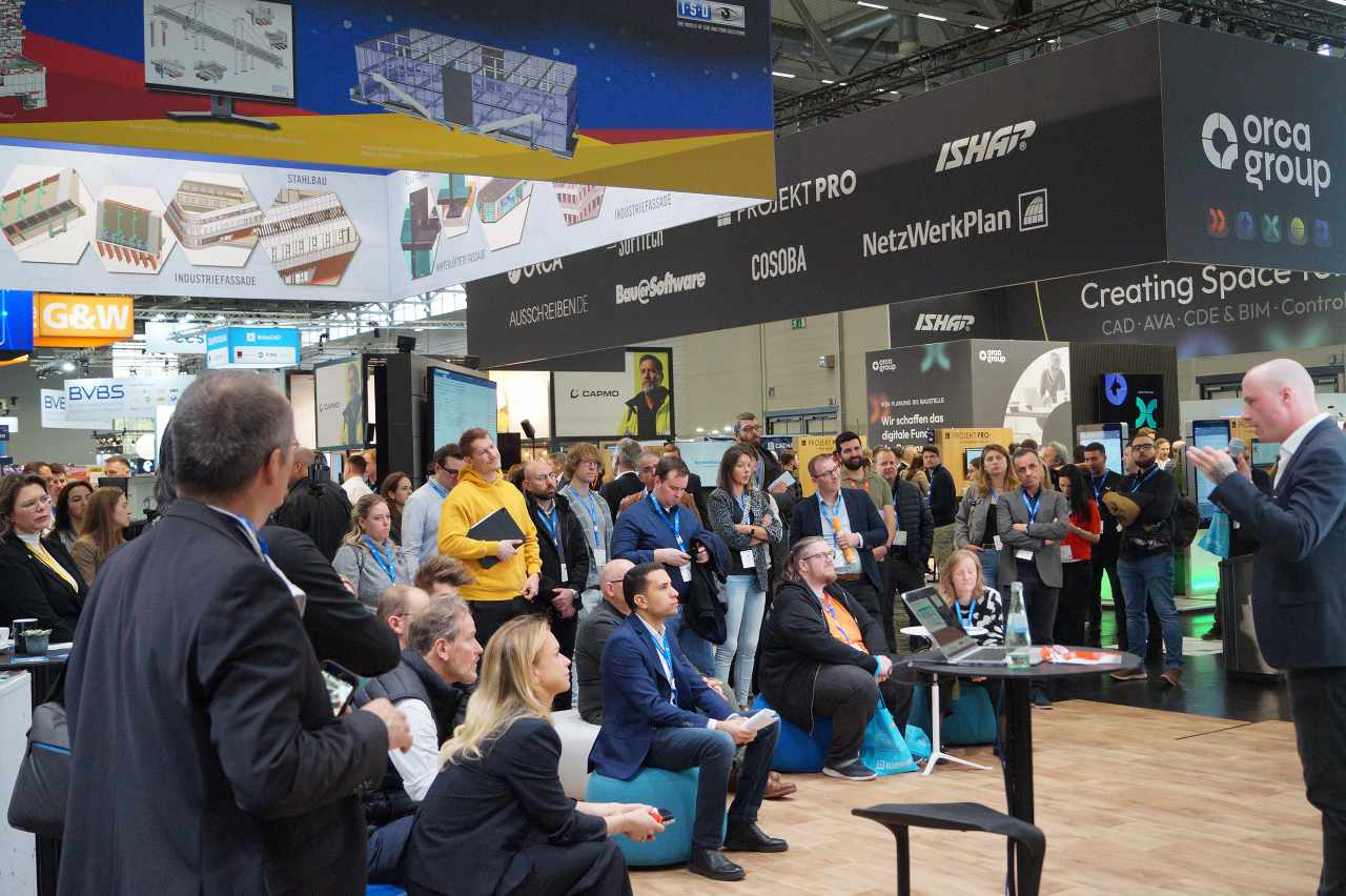 Vortrag auf dem Nevaris-Messestand der digitalBAU 2026 